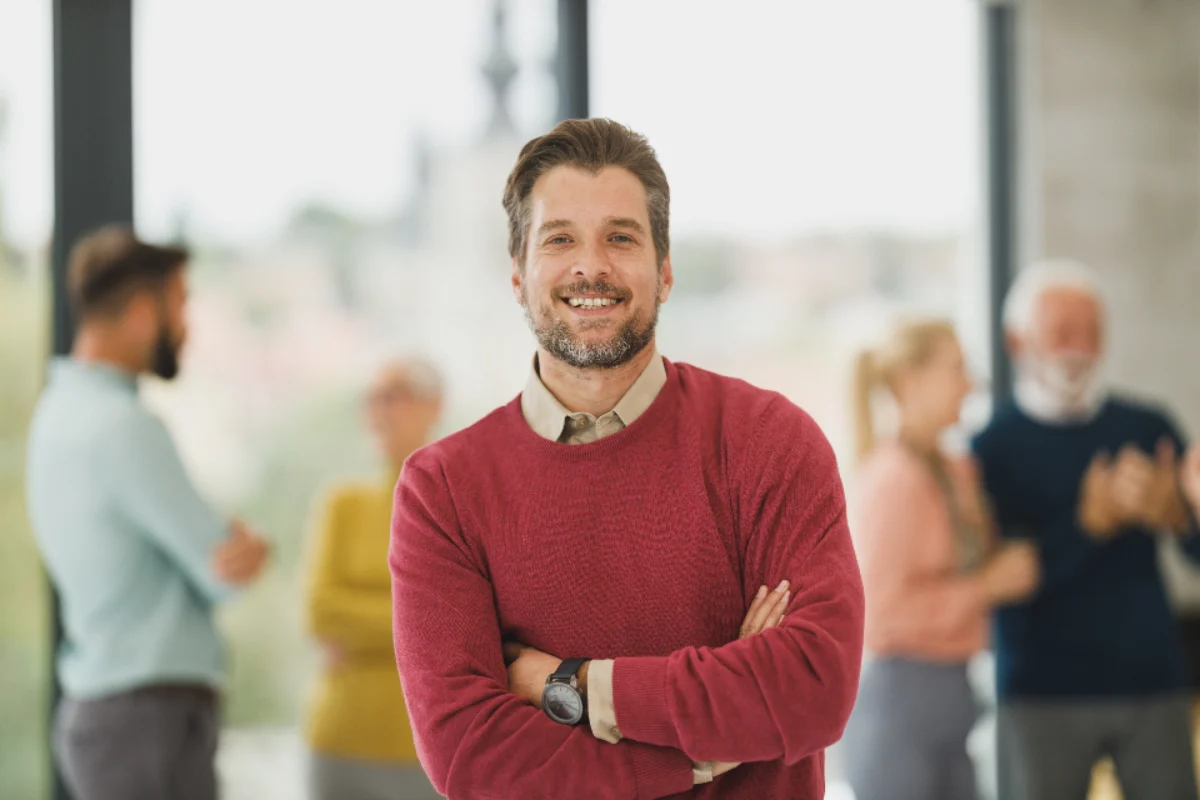 Business owner deciding between a sole proprietorship, partnership or corporation
